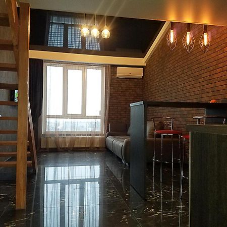 Ferienwohnung В Стиле Loft 2Ухэтажная Квартира. Charkiw Exterior foto