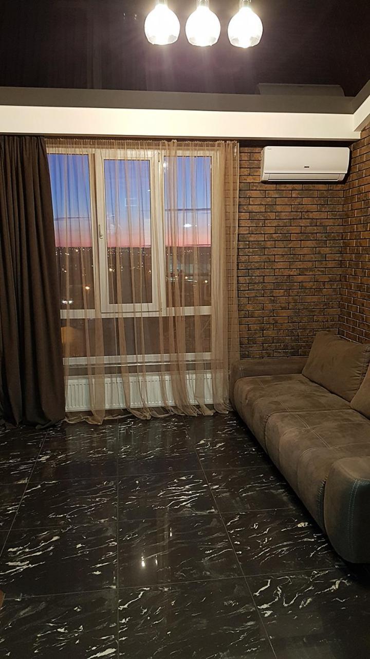 Ferienwohnung В Стиле Loft 2Ухэтажная Квартира. Charkiw Exterior foto