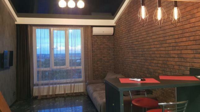 Ferienwohnung В Стиле Loft 2Ухэтажная Квартира. Charkiw Exterior foto